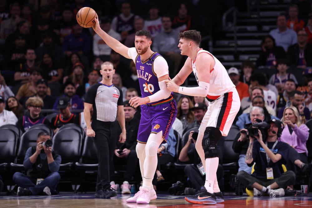 尤其是在莫 尤其是在莫