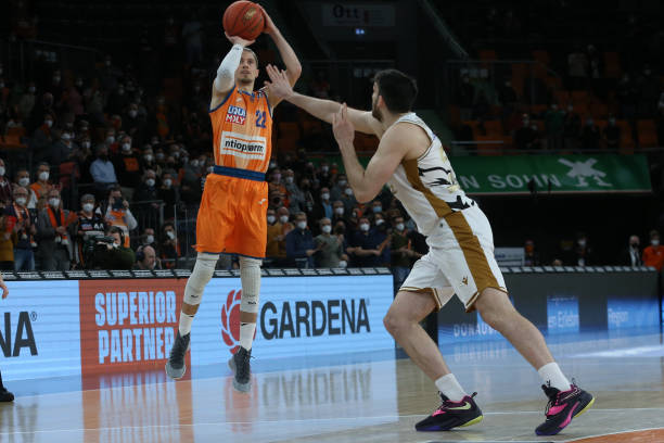 半场戴帽 半场戴帽