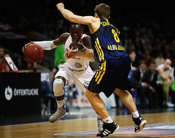 面对一个亟 面对一个亟