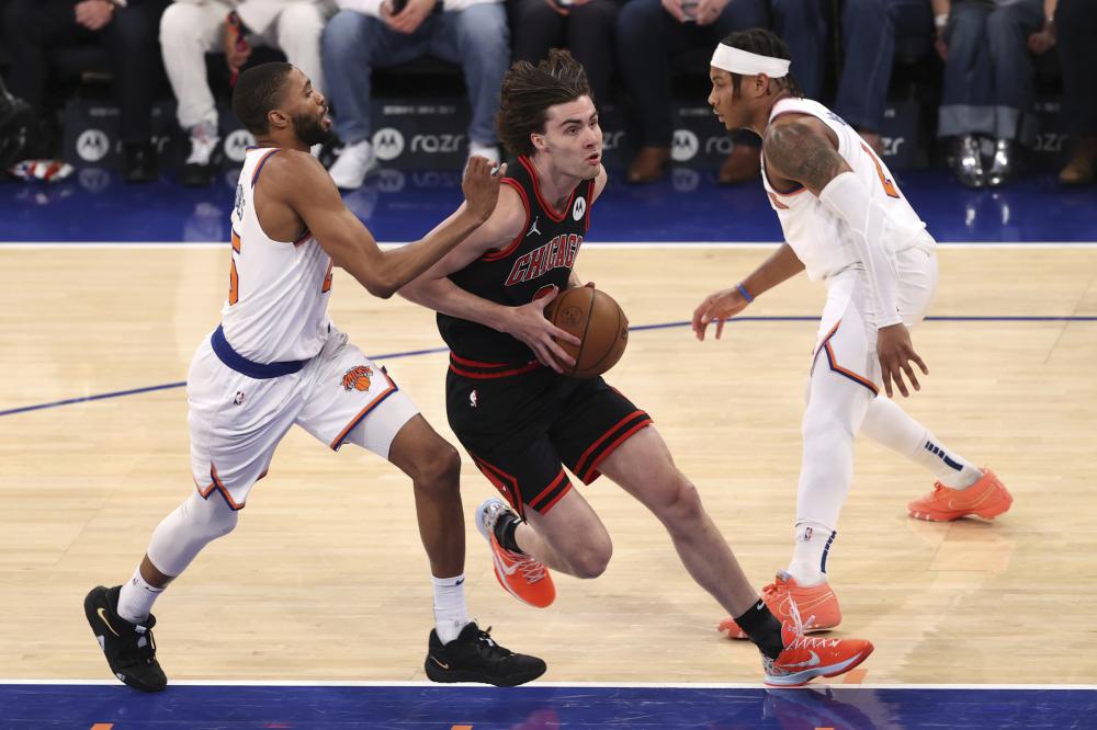 同时保持对 同时保持对